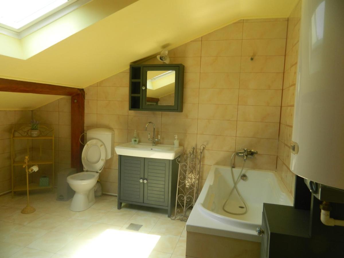 Casa Ligia Apartment เตคีร์กิโอล ภายนอก รูปภาพ