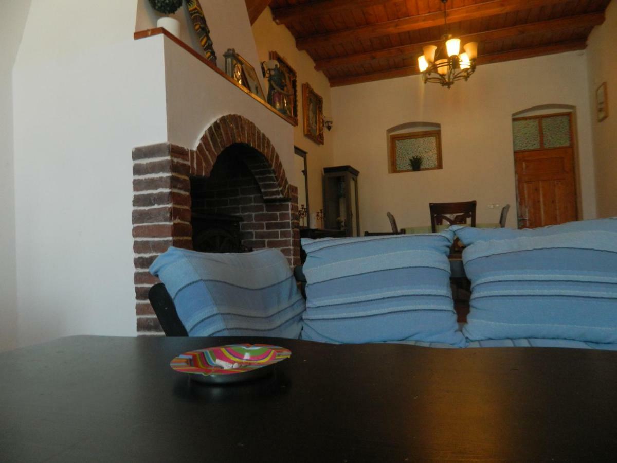 Casa Ligia Apartment เตคีร์กิโอล ภายนอก รูปภาพ
