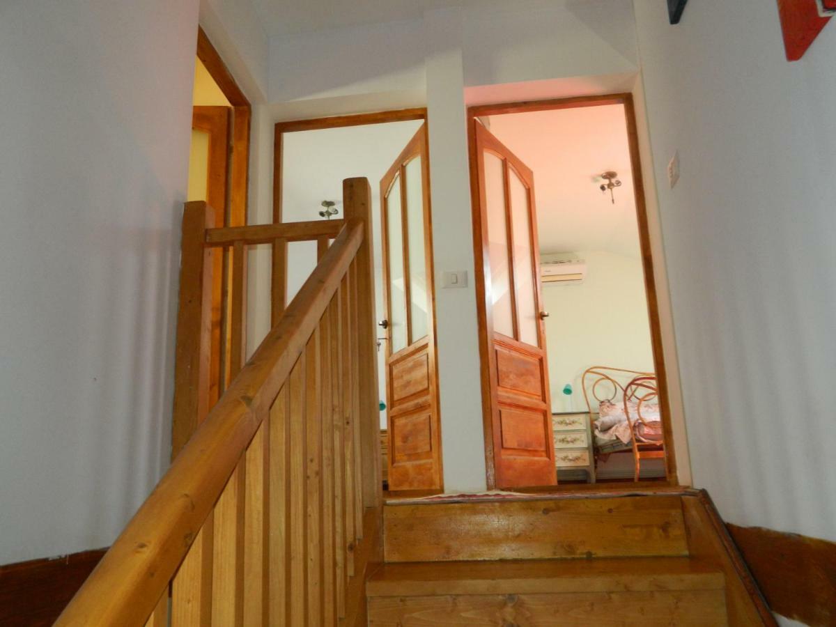 Casa Ligia Apartment เตคีร์กิโอล ภายนอก รูปภาพ
